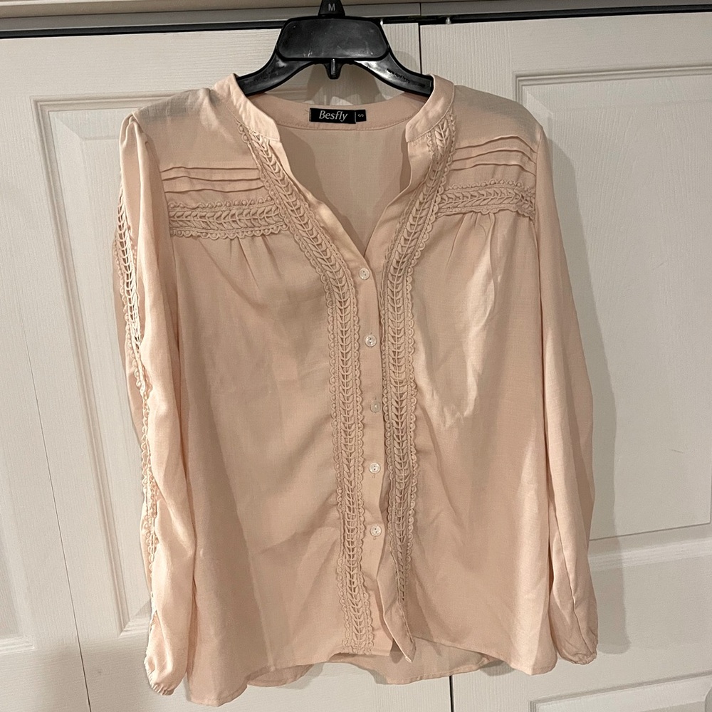 Light pink blouse 🎀
